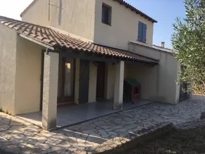 Merveilleuse villa entièrement équipée avec barbecue, jardin et terrasse | Vue piscine - Image 3
