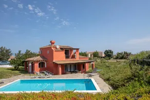 Villa avec barbecue, piscine privée et jardin | Vue jardin - Image 2