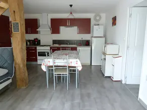Cottage adapté aux familles avec jardin, barbecue et terrasse | Vue jardin - Image 2