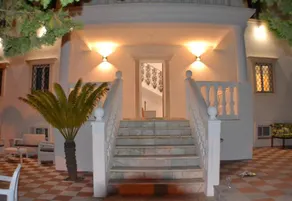 Fully equipped spacious villa with barbeque, terrace & pool | Mountain view | Pets allowed - Image 3