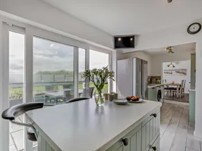 Charmant cottage avec barbecue et jardin | Vue sur l'eau | À côté de la plage | Avec animaux acceptés - Image 3