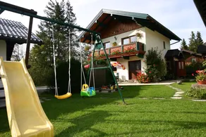 Maison de vacances adaptée aux familles avec barbecue, jardin et terrasse - Image 4