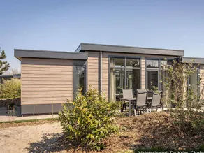 Child-friendly beautiful chalet with terrace, garden & heated pool | Dogs allowed - Image 4