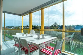 Family-friendly holiday apartment with garden & terrace - Image 4