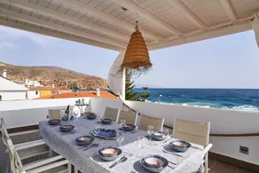Family-oriented charming holiday home with terrace | Beach view | Beach nearby | Perfect for remote work | Dogs allowed - Image 2