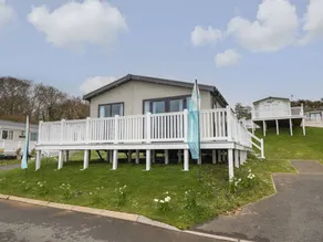Fully equipped wonderful cottage with pool & garden | Beach view | Close to the beach - Image 2