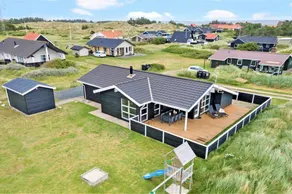 Holiday home with BBQ, sauna & terrace - Image 2