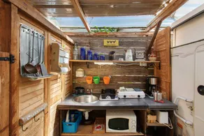 Caravane avec jardin et barbecue | Vue jardin - Image 4