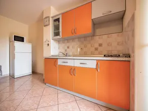 Apartment with BBQ | Garden view - Image 2