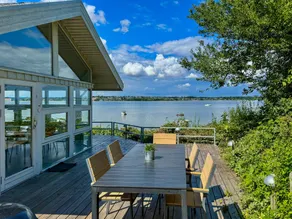 Magical front row sea views at Anslet Beach - Image 3