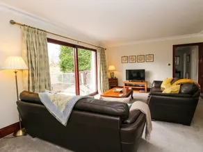 Child-friendly charming cottage with garden | Dogs allowed - Image 3