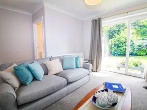 Cottage with garden | Beach view - Image 4