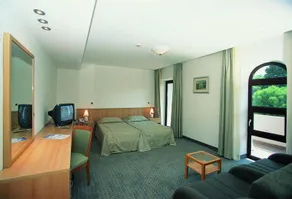 Hostin - Image 2