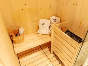 Chalet Nr. 6 für 2 Personen mit Sauna - Image 2