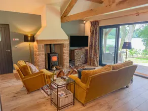 Fully equipped nice cottage with garden - Image 4