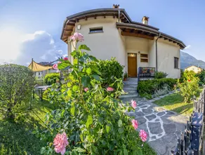House with garden & barbecue | Garden view - Image 4