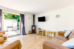 Fully equipped beautiful cottage with garden | Pets are welcome - Image 3