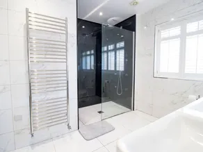 Fully equipped wonderful holiday home with garden, terrace & fast internet | Suitable for remote work - Image 4