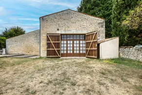Casa con piscina, giardino e barbecue | Vista sul giardino - Image 4