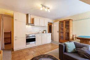 Pleasant flat with BBQ & garden | Garden view | Pets allowed - Image 3