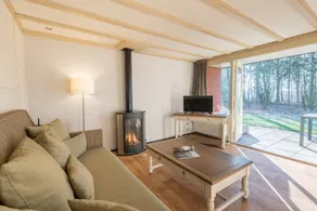 Maison avec jacuzzi, terrasse et jardin - Image 2