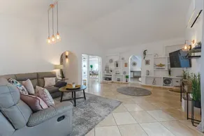 Appartement avec jardin et terrasse - Image 2