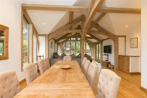 Cottage with garden - Image 4