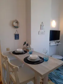 Flat with BBQ | Beach nearby - Image 4