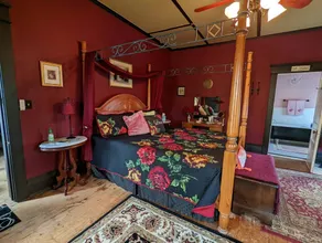 Black Orchid Suite (Black Orchid Room) - Image 4