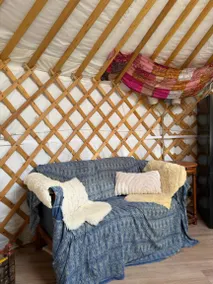 Chalet avec piscine et terrasse - Image 2