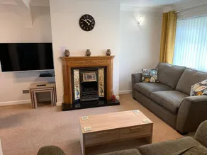 Family-friendly nice cottage with garden | River view | Pets are welcome - Image 2