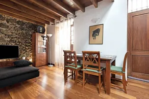 House with terrace | City view - Image 5