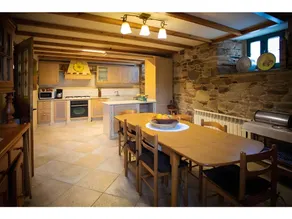 Country House 'Casa De Barreiro' with Mountain View, Private Pool and Wi-Fi - Image 3