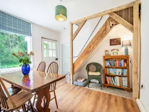 Cottage with garden & barbecue - Image 5