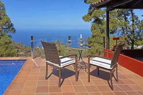 Maison avec barbecue, jardin et piscine privée - Image 5