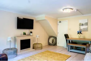 Child-friendly lovely house - Image 5