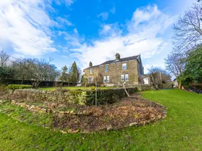 Family-friendly cottage with garden - Image 2