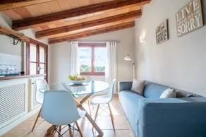 Apartment 'Vista Montaña' with Mountain View, Shared Pool and Wi-Fi - Image 3