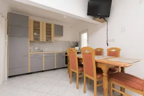 Flat with terrace & BBQ | Sea view - Image 3