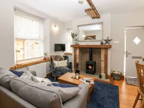 Cottage with garden - Image 5