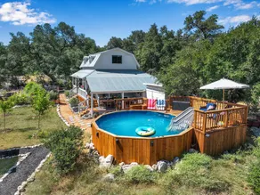 Barnhouse - Image 2