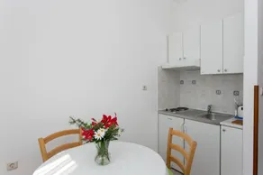 Flat with 1 room for 2 persons - Image 5