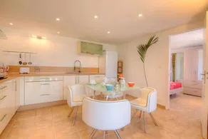 Flat with terrace, BBQ & garden | Mountain view - Image 3