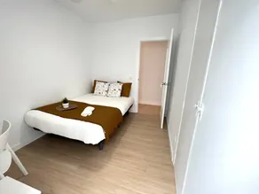 Grande chambre chez l'habitant - Image 2
