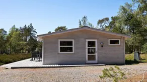 Holiday home with terrace & BBQ - Image 5