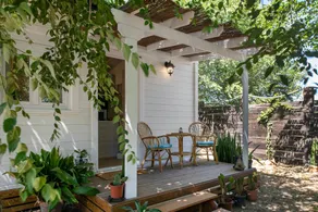 Holiday home with barbecue, terrace & garden | Mountain view - Image 3