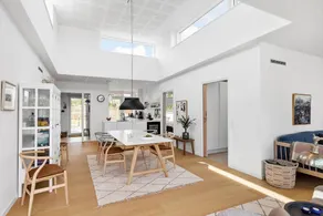 Flat with terrace & barbeque - Image 2
