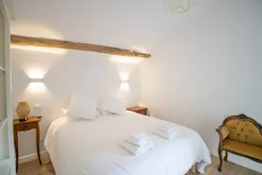 'Ghjinestra' Room with Wi-Fi and Air Conditioning - Image 2