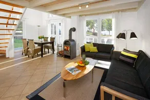 Fully equipped nice holiday home with hot tub, terrace & garden | Pet-friendly - Image 2