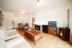 Villa with terrace, private pool & barbeque | Mountain view - Image 3